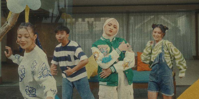 YouTube.com/SalmaSalsabilVEVO